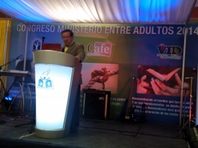 10341713_10203792580480273_3866040856631487909_n