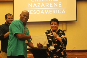 32116268_1906235252754837_8064529803866275840_n