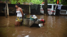Familias afectadas por inundaciones en San Diego La Libertad