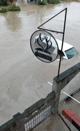 af1dd7d5-d9fb-4478-8571-26275cbb35a9