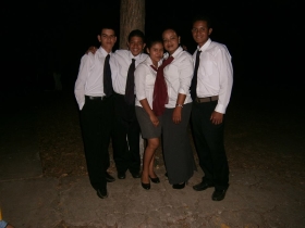 1888483_836150433069116_1722157431_n