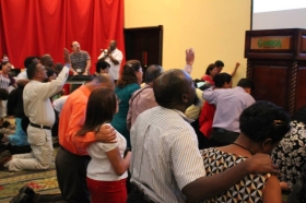 10245562_742449919133382_6125787494642662171_n