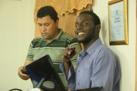 1013672_10151449041616993_1661215315_n