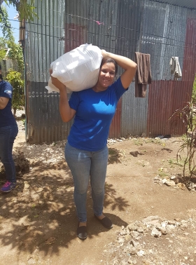 37025658_10209874496258025_7771570505512910848_n