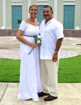 75906_559707237400461_1150463399_n