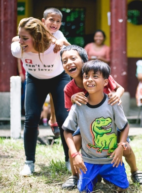 34725799_436742173419583_5573364663841718272_n