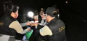 alimentos a policías2