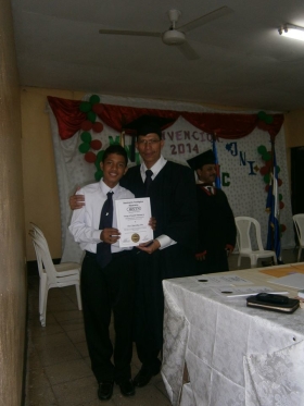 1618671_836157243068435_1933434295_n