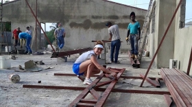 Grupo de Pennsville NJ trabajando en el proyecto en Neyba