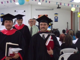 1521848_728948697116447_395253116_n