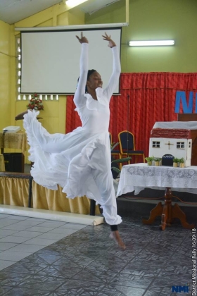 42149053_2304180749815252_836616980235550720_n