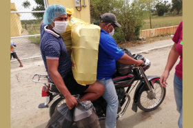 Nazarenos llevan alimentos a comunidades vulnerables en Dominicana