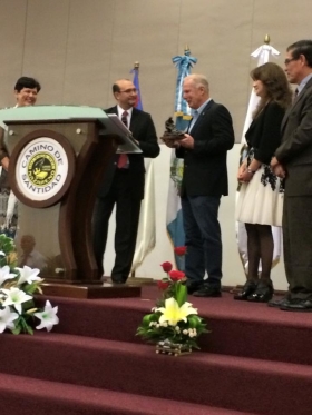 1610895_10204923066250777_1936493906383691839_n