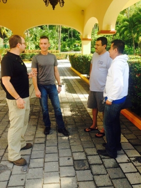 12065570_416939505178005_8335244187713019912_n