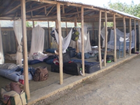 1394008_187320778121506_1313100422_n