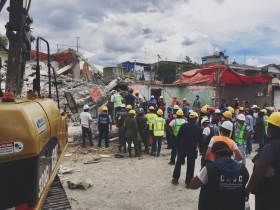 movilización de escombros en Cochimilco 8