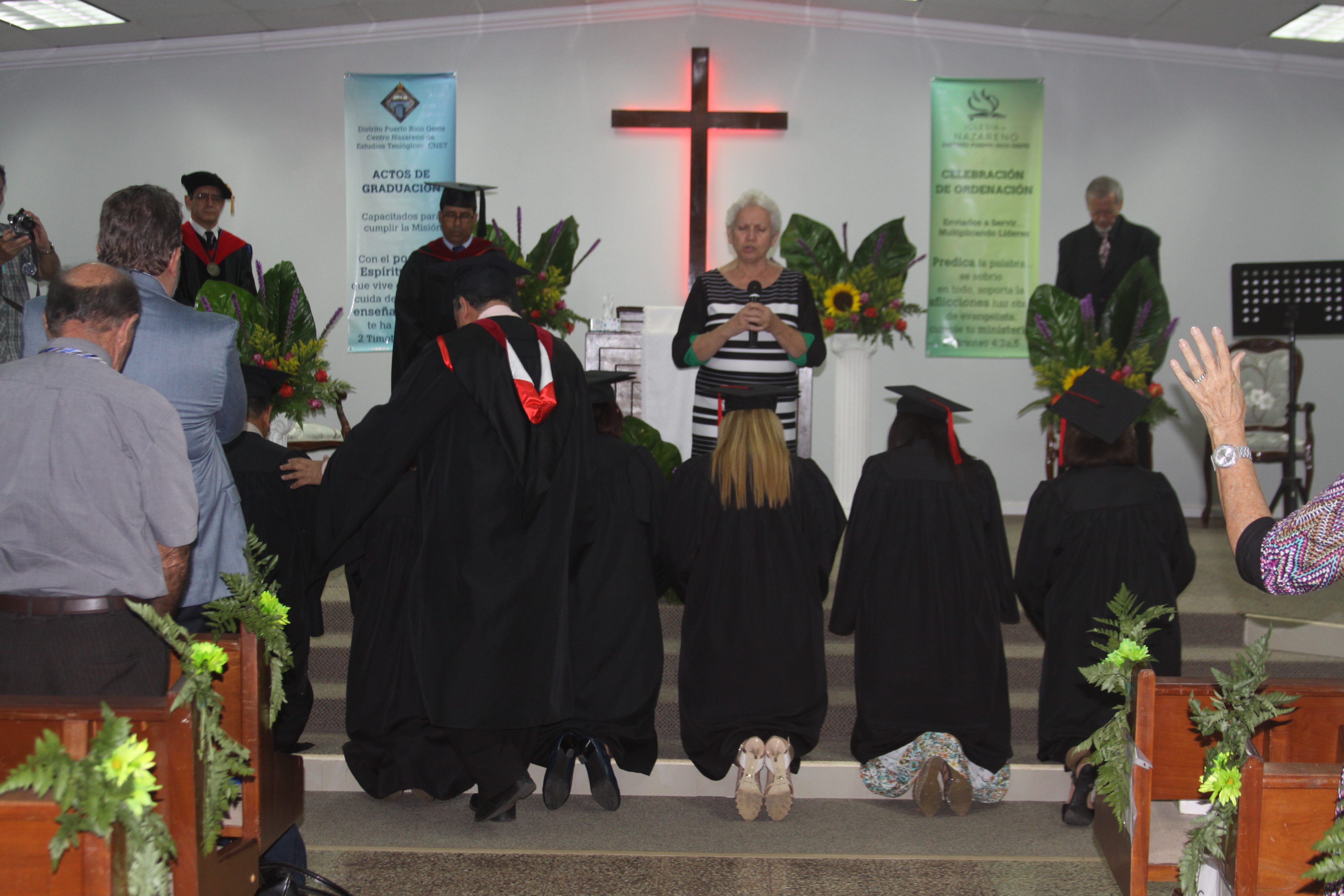 04-oracion-por-graduados