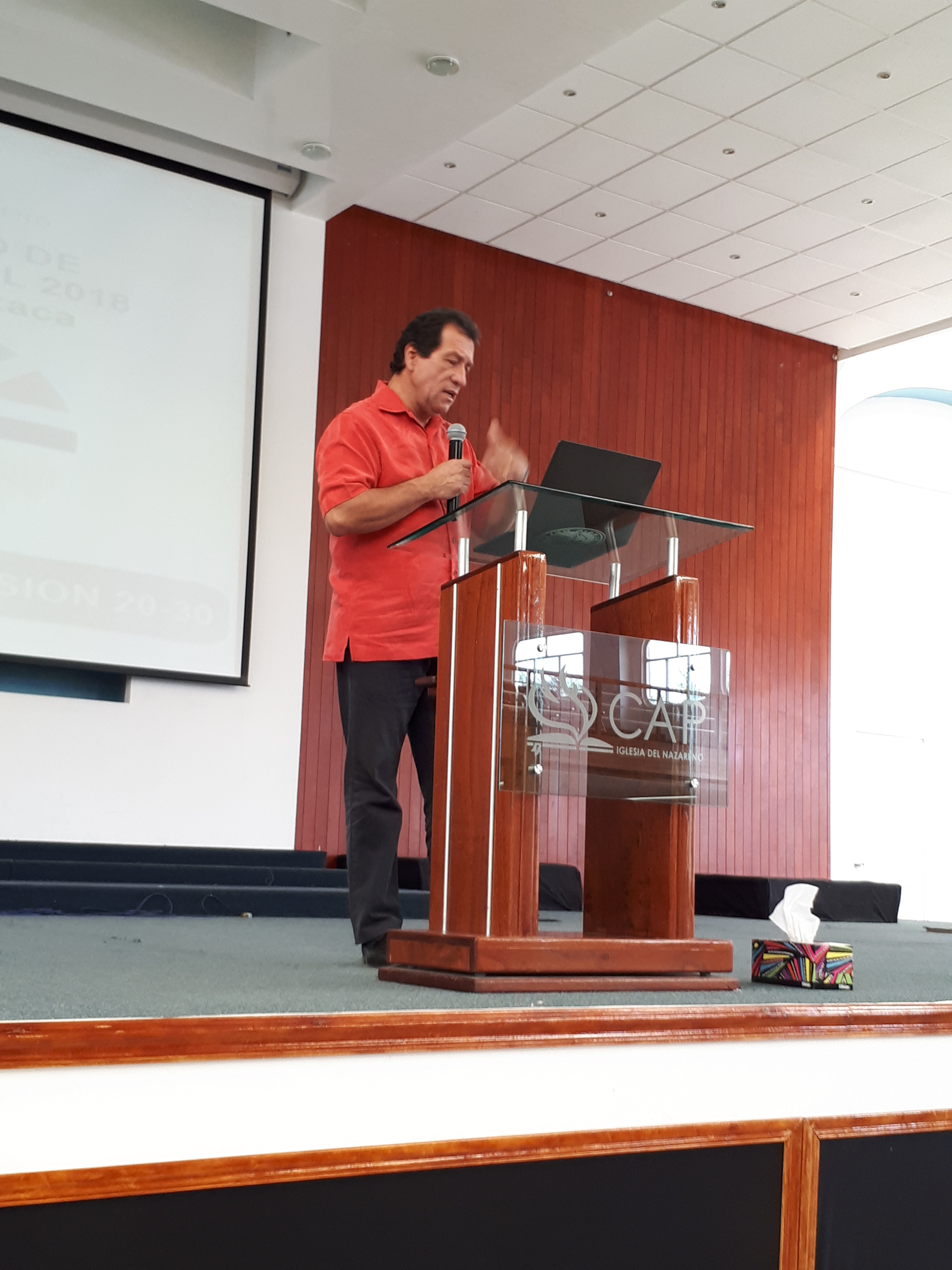 Dr. Jorge Cordoba