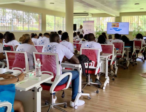 Iglesia del Nazareno Capacita a 80 personas en temas de problemáticas sociales, en Dominicana