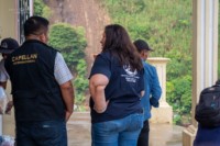 Voluntarios distribuyen frazadas y kits de higiene en iglesia las Gallinas