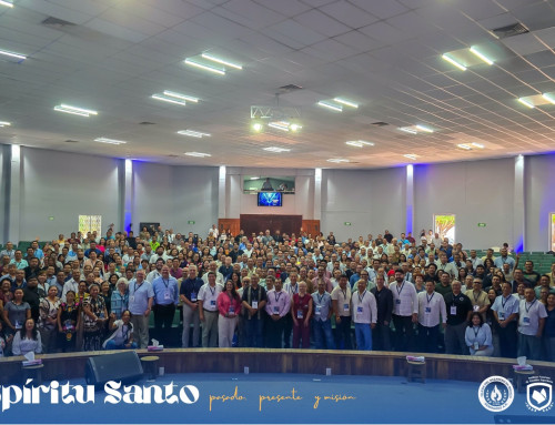 Conferencia Teológica Nacional reúne a 400 personas y celebra graduación de IDNMS en México